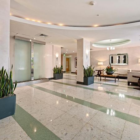 Tides On Hollywood Beach Room photo