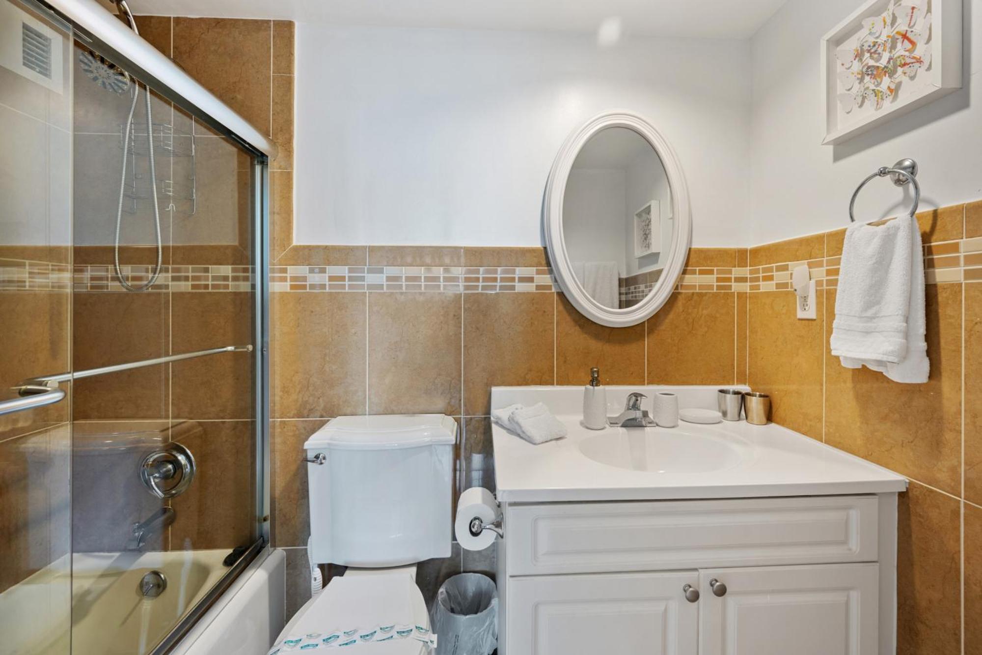 Tides On Hollywood Beach Room photo